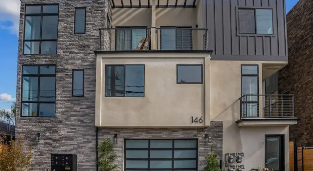 Rooftop Home With Ocean View Private Parking, Забронировать Отель Оушенсайд San Diego County, рядом с Ocean's Eleven Casino