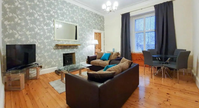 Апартаменты Linburn House Apartment