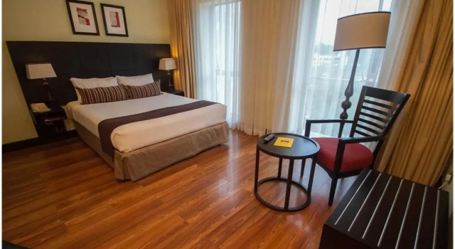 Suite Mount Meru Hotel