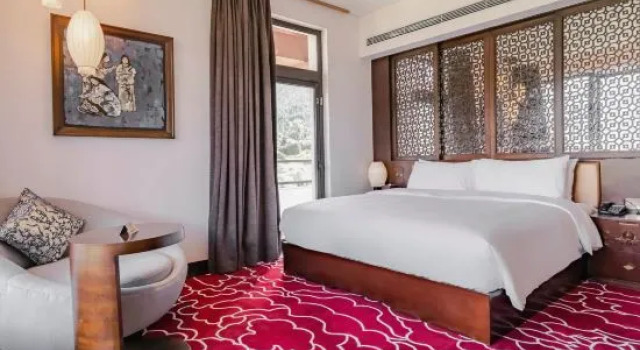 Люкс Hilton Linzhi Resort