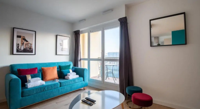 Paris - Porte d'Ivry - Modern and Cosy 2 bedroom apartment