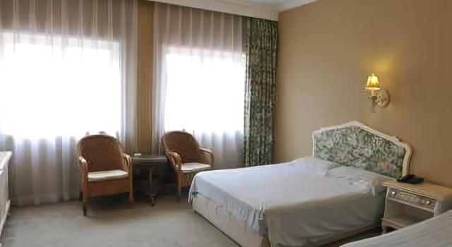 Jinlong Hotel, Book Hotel Beidaihehaibin 