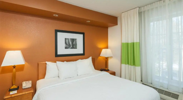 Двухместный люкс c 1 комнатой Fairfield Inn & Suites by Marriott Brunswick Freeport