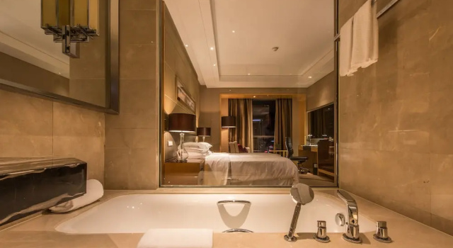 Standardowy dwuosobowy pokój Sheraton Zhenjiang Hotel