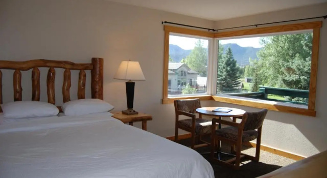 Двухместный номер Standard с балконом Discovery Lodge