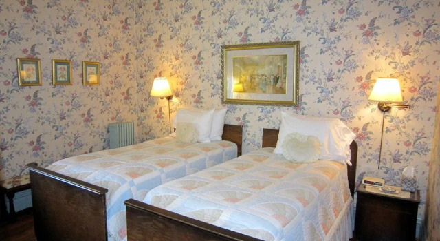 Strong House Inn, Buchen Sie Bed & Breakfast Hotels in Vermont mit Frühstück, Frühstück