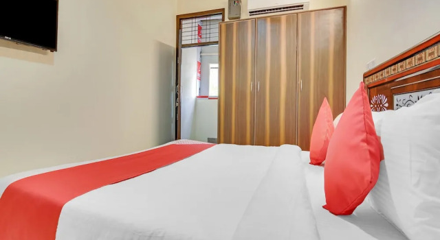 OYO Flagship 39564 Shiv Hotel, Забронировать Отель Отели Нью-Дели с завтраком, Завтраки
