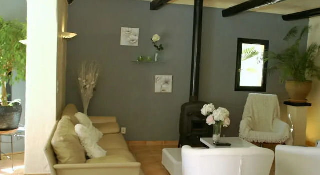 Charming Villa in Cavalaire-sur-mer With Pool