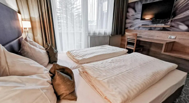 Gasthof Schlossberghof, Reservar Hotel Lienz Lienz Dolomites
