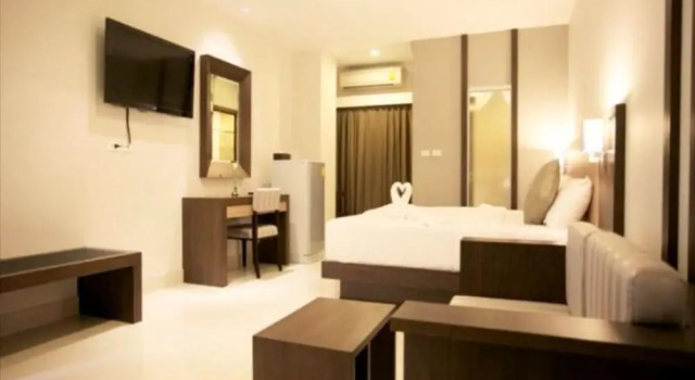 Двухместный номер Deluxe с балконом April Suites