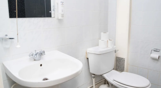 Четырёхместный номер Standard Rose Court Hotel
