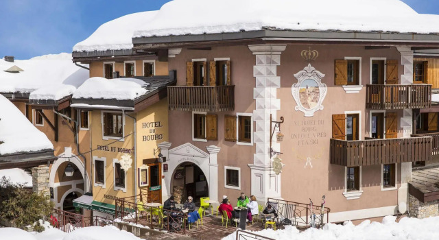 Hotel du Bourg