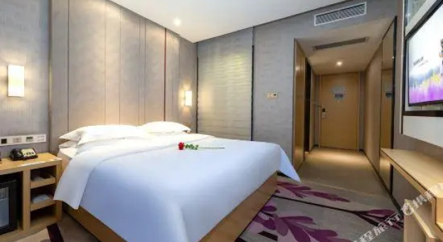 Lavande Hotel (Guangzhou Hanxi Chimelong Station Wanda Plaza), Забронировать Отель Отели Guangzhou Area 3 звезды, 3*