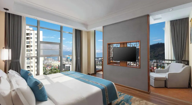 Suite Days Hotel by Wyndham Dali High-speed Railway Station