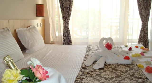 Люкс c 1 комнатой с балконом Karlovo Hotel