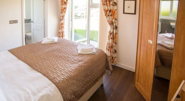 Коттедж Luxury с 3 комнатами Stoneleigh Village