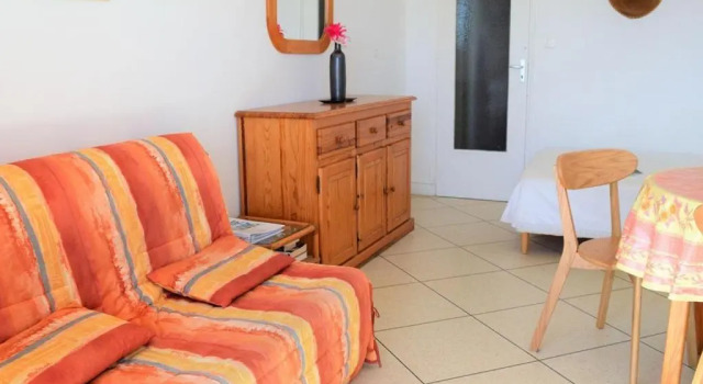 Appartement Le Lavandou, 1 pièce, 2 personnes - FR-1-251-307