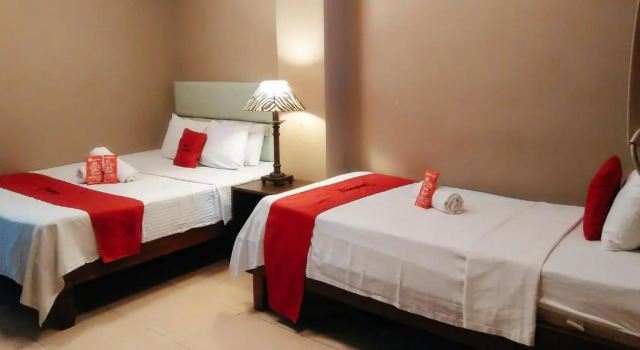 Семейный номер Standard RedDoorz Plus New Era Budget Hotel Mabolo former RedDoorz near Landers Superstore Cebu City