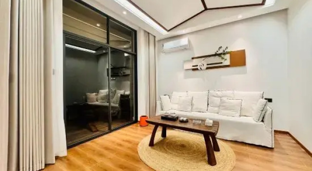 Люкс Fengyang · Lanying | Holiday Vill Seaview Private Hot Spring Resort (Dali Erhai Airport Branch)