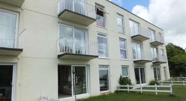Devon Court 20, Забронировать Отель Пембрук Пембрукшир, рядом с Замок Пембрук