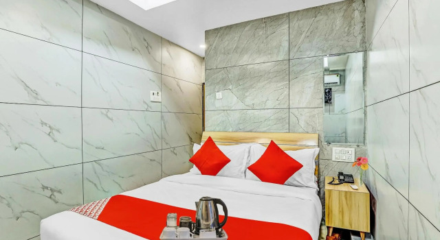 Flagship 93329 Hotel Shree Laxmi Kuber