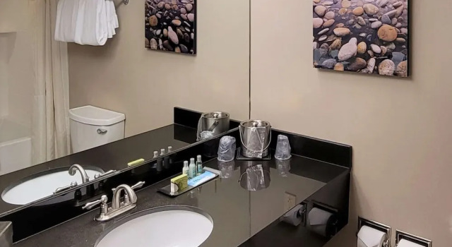 Двухместный номер Standard с балконом Riverside Hotel, BW Premier Collection
