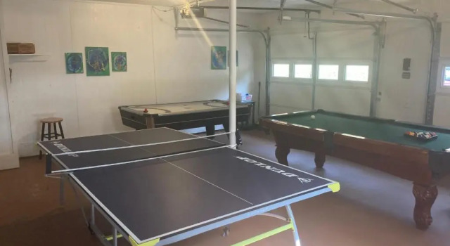 Коттедж Downtown Family Retreat - 5 Bedrooms, 3 Minutes to Dahlonega, Pool, Hot Tub, Game Rooms