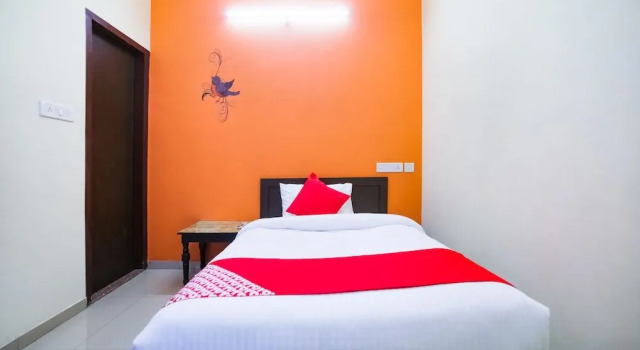 OYO 28141 Hotel Mamta Paradise, Забронировать Отель Отели штата Раджастхана с парковкой, Парковка