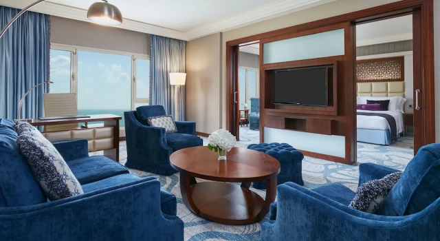 Люкс Royal InterContinental Doha Beach & Spa by IHG