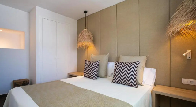 Полулюкс Migjorn Ibiza Suites & Spa