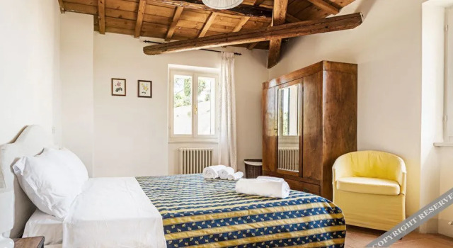 Casa Ezelina Bed and Breakfast