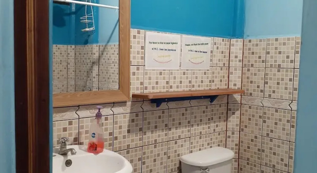 Трёхместный номер Standard Hotel Aban