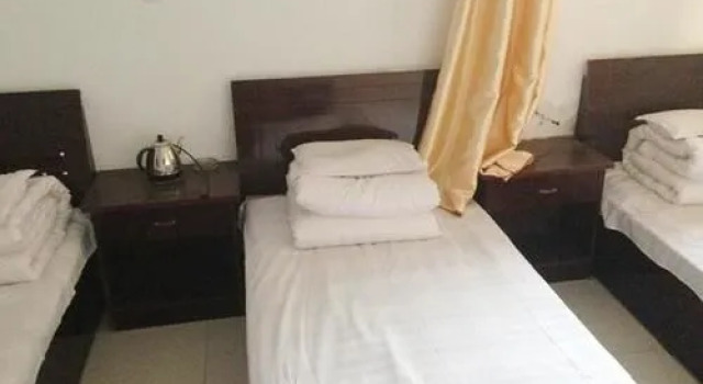 Pingyao Riyueli Hotel, Забронировать Отель Отели Пинъяо с парковкой, рядом с Ji's Old Residence, Парковка