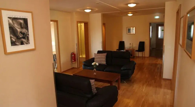 Eyjólfsstaðir Guesthouse Egilsstaðir, Book Pension Hoteller i East Iceland. med parkering, Parkering