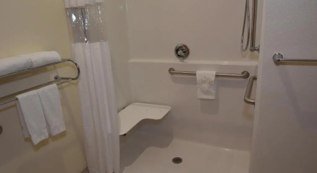 Люкс Home Away Kitchen Suites Enid