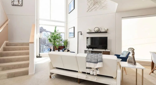 Upscale 3BR Penthouse by CozySuites, Prenota Appartamento Indianapolis Indiana