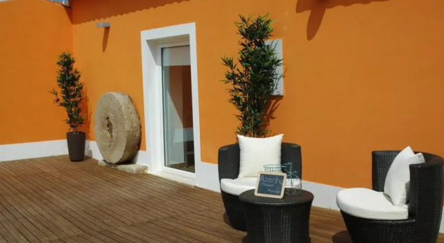 Azenha Guest House, Rezervovat Penzión Hotely v Oeste s parkováním, Parkování