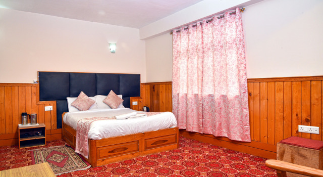 Delight Royal Lachung, Book Hotel Hotels in Sikkim with Parking, Parking