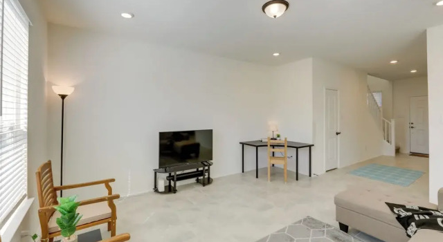 Manor Vacation Rental w/ Yard: 17 Mi to Austin!, Book Hotel Manor Greater Austin