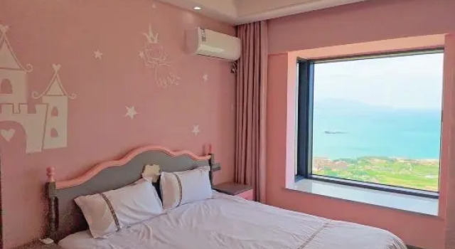 Люкс с 3 комнатами с видом на море Pingtan Fenghai Scenic Inn