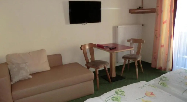 Трёхместный номер Standard Alpenhotel Tauernstüberl