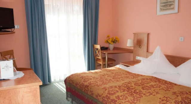 Двухместный номер Standard с балконом Insel-Hof Reichenau Hotel-garni