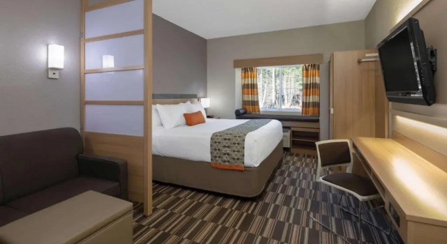 Люкс Microtel Inn & Suites by Wyndham Florence
