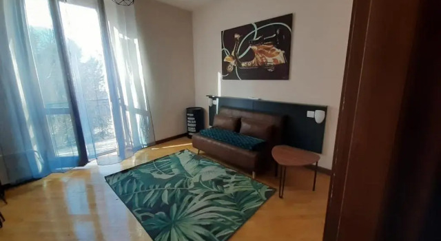 Люкс Gira Guest House
