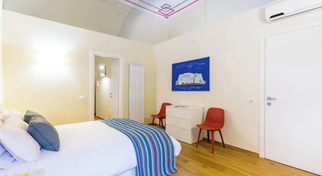 Апартаменты Apartment in the Heart of Nightlife