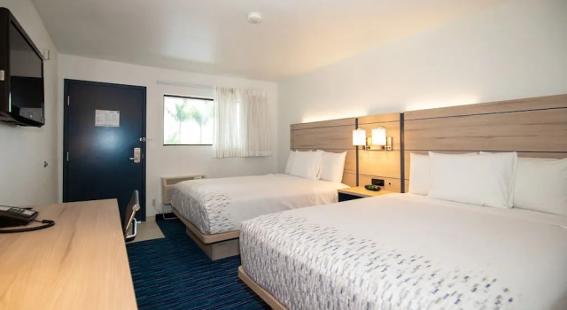 Номер Premium Orange Grove Inn