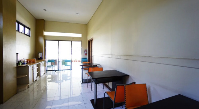 Hotel D'kanaka Riverview by OYO Rooms