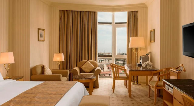 Клубный номер Standard Sheraton Kuwait, a Luxury Collection Hotel, Kuwait City