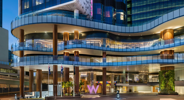 W Brisbane, Забронировать Отель Отели Брисбна 5 звезд, рядом с State Library Of Queensland, 5*
