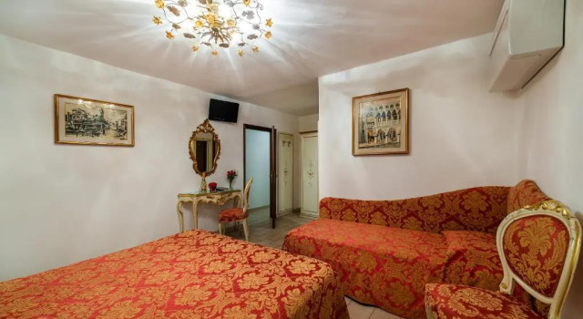 Трёхместный номер Classic Hotel Al Vagon